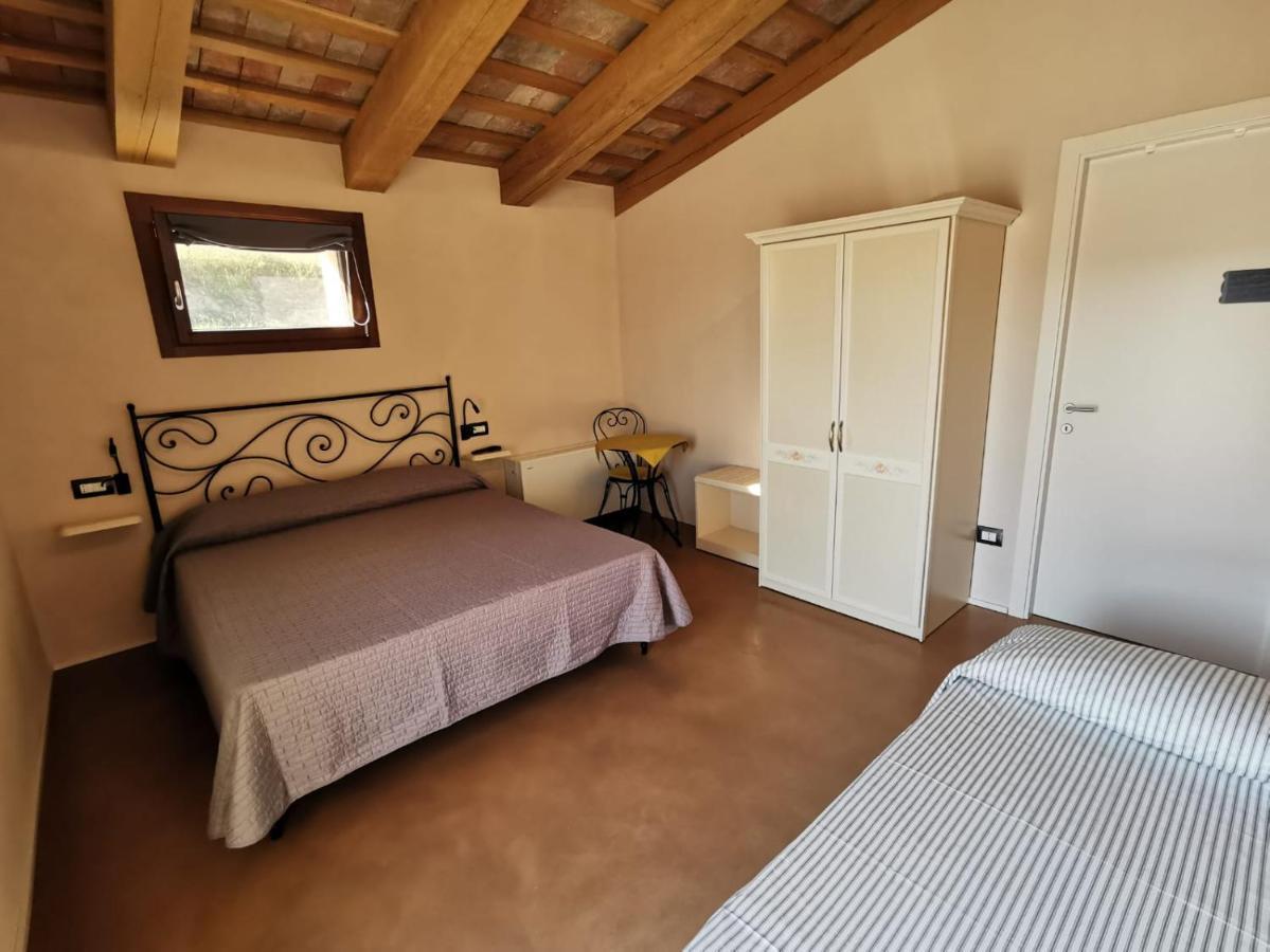 Casale Dei Cinque Colli Villa Ostra ภายนอก รูปภาพ