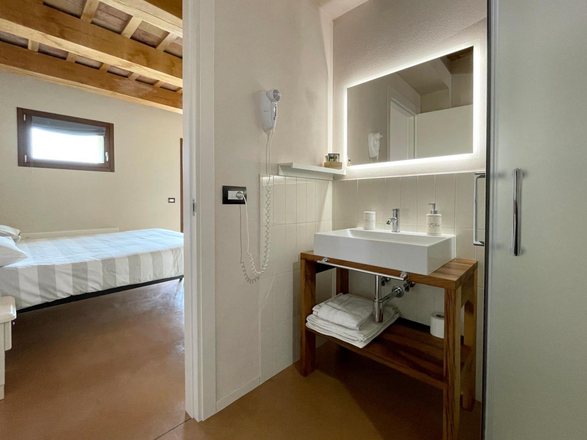 Casale Dei Cinque Colli Villa Ostra ภายนอก รูปภาพ