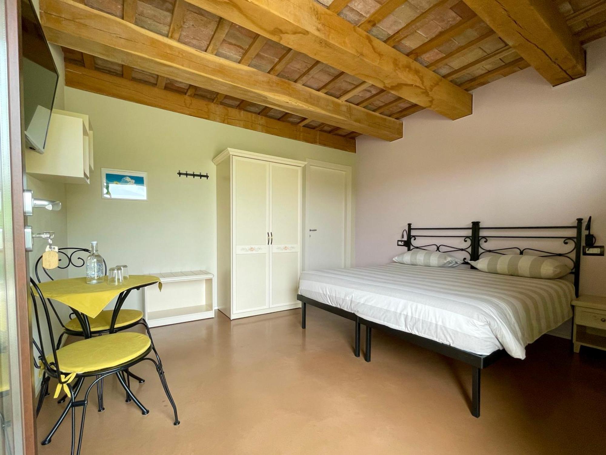 Casale Dei Cinque Colli Villa Ostra ภายนอก รูปภาพ